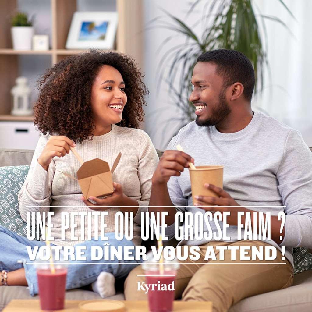 Kyriad - Ecouen La Croix Verte Restoran gambar